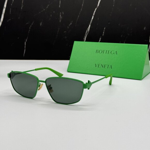 NEW BOTTEGA VENETA BV1185S 004 AVIATOR GREEN WOMEN SUNGLASSES BOTTEGA VENETA - Picture 1 of 12